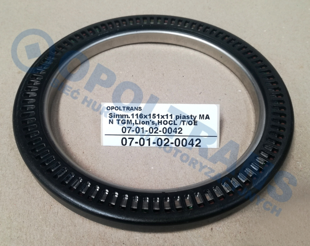 mmts0727 Złota torebka z efektownym marszczeniem EVENING