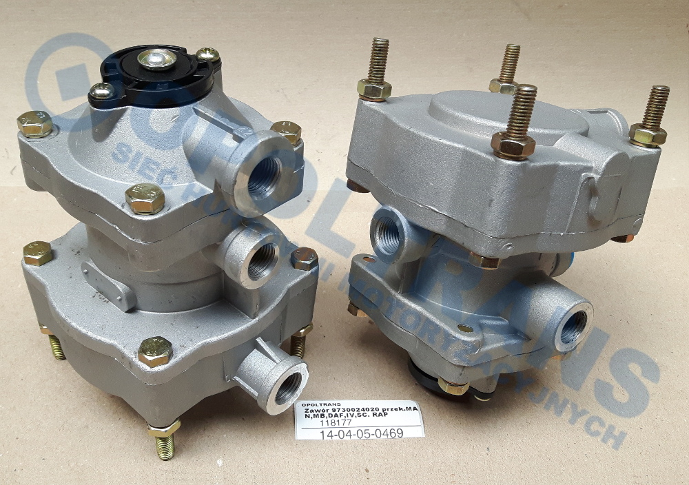 ys0629様 WTYCZKA KOSTKA ZŁĄCZE WTYK Żeńska 4 PIN NISSAN VOLVO FORD
